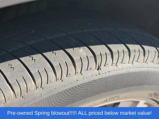 Used 2020 Silver Ford XLT image 8