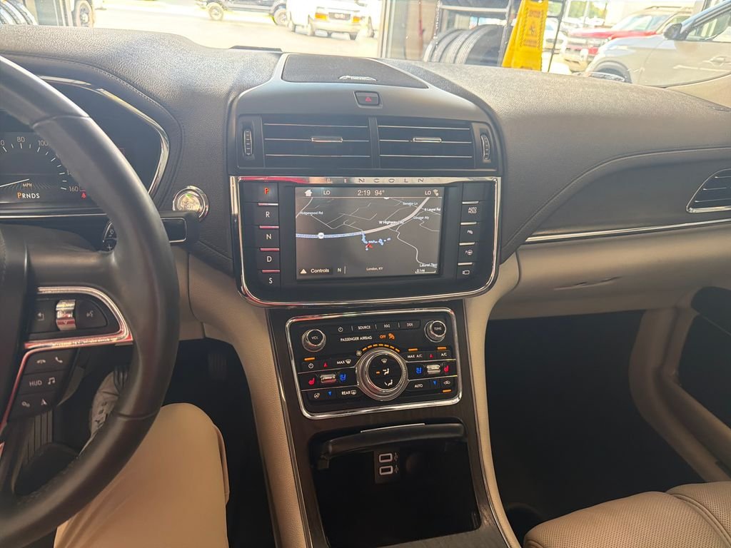 Used 2019 Silver Lincoln Reserve image 20