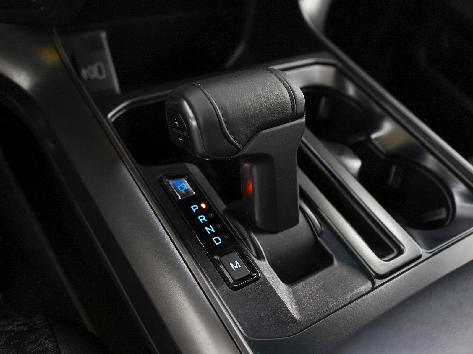 Used 2025 Space White Metallic Ford Tremor image 21