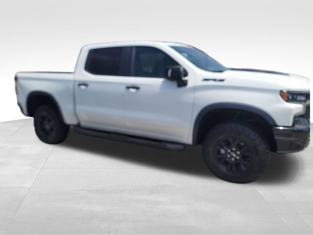 New 2026 Summit White Chevrolet ZR2 image 2