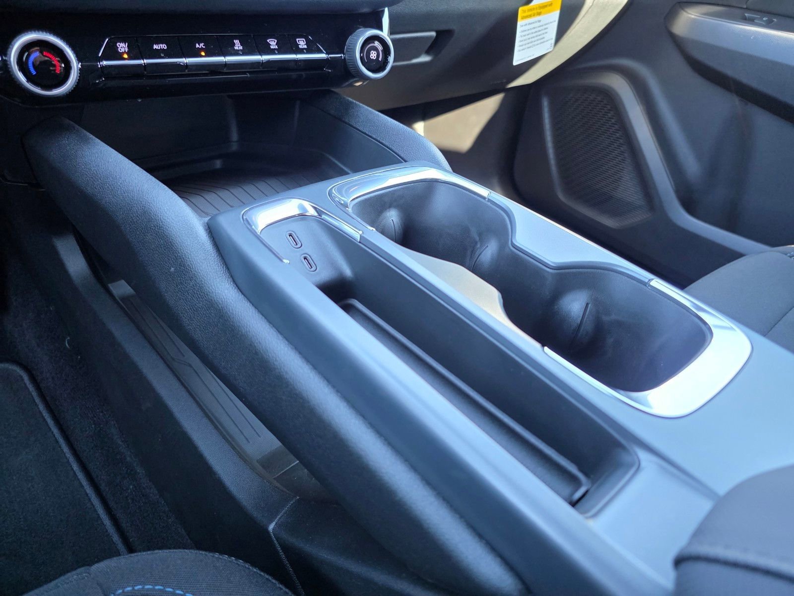 New 2026 Summit White Chevrolet LT image 27