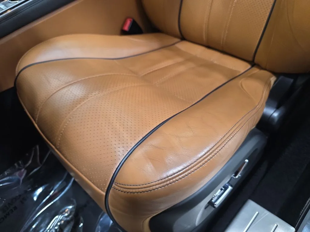 Used 2014 Ebony Jaguar XJL Portfolio image 28