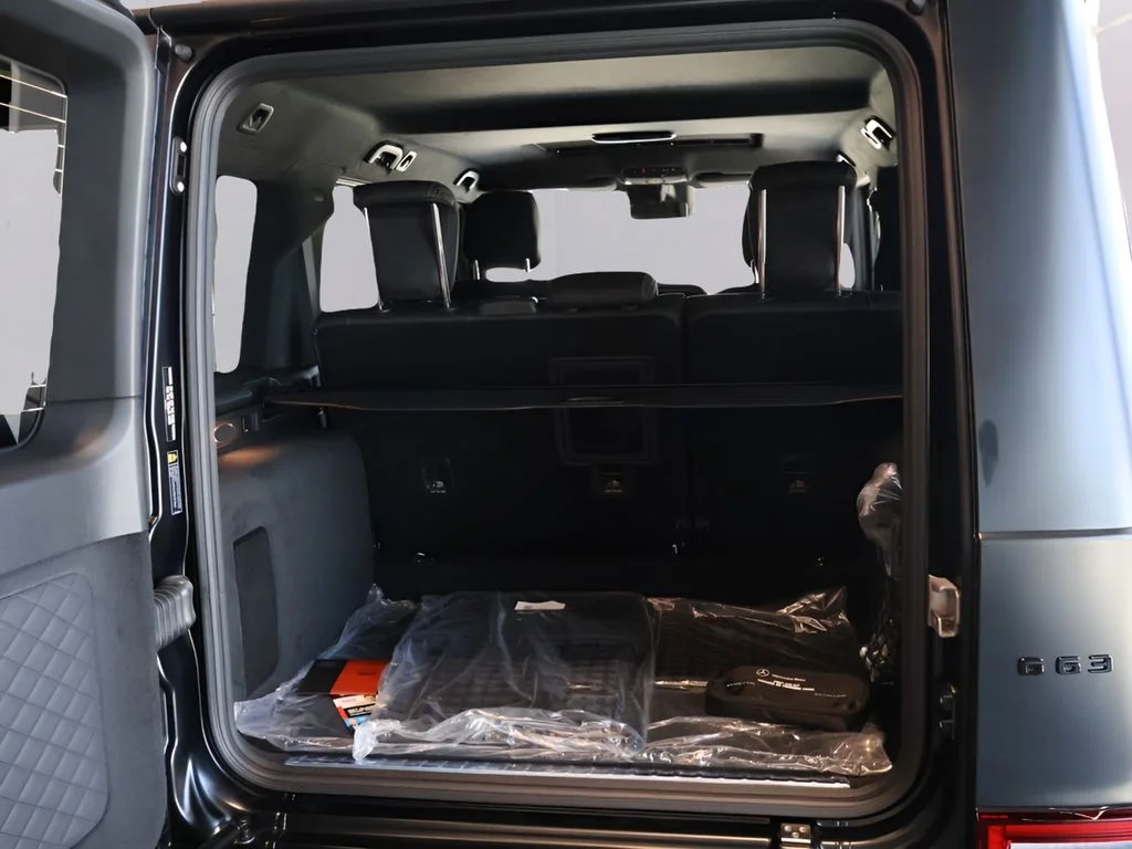 New 2026 MANUFAKTUR Night Black Magno Mercedes-Benz AMG® G 63 SUV image 17