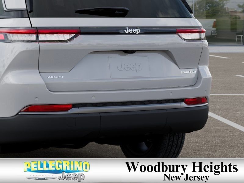 New 2026 Bright White Clear-Coat Exterior Paint Jeep Limited image 13
