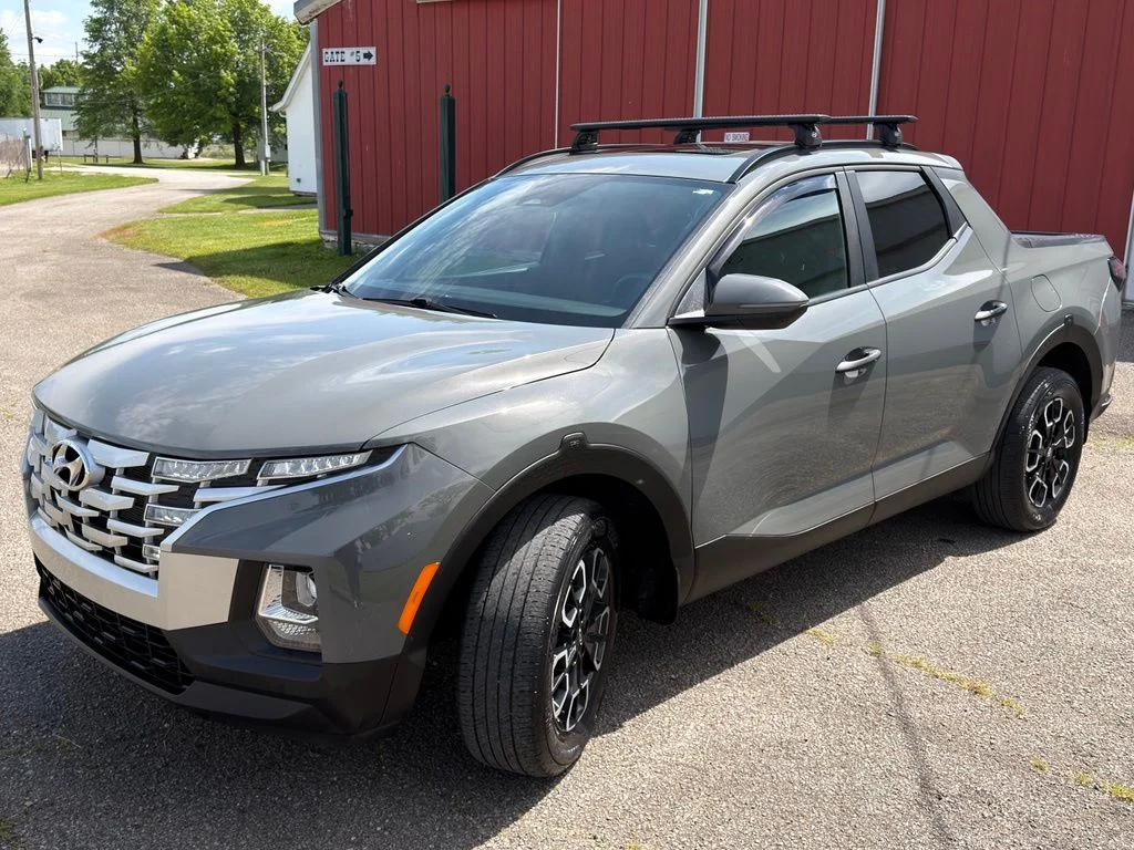 Used 2023 Gray Hyundai SEL image 19