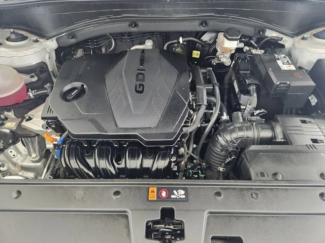 Used 2023 Silver Hyundai SEL image 30