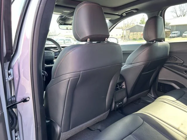 New 2026 Silver Jeep Overland image 27