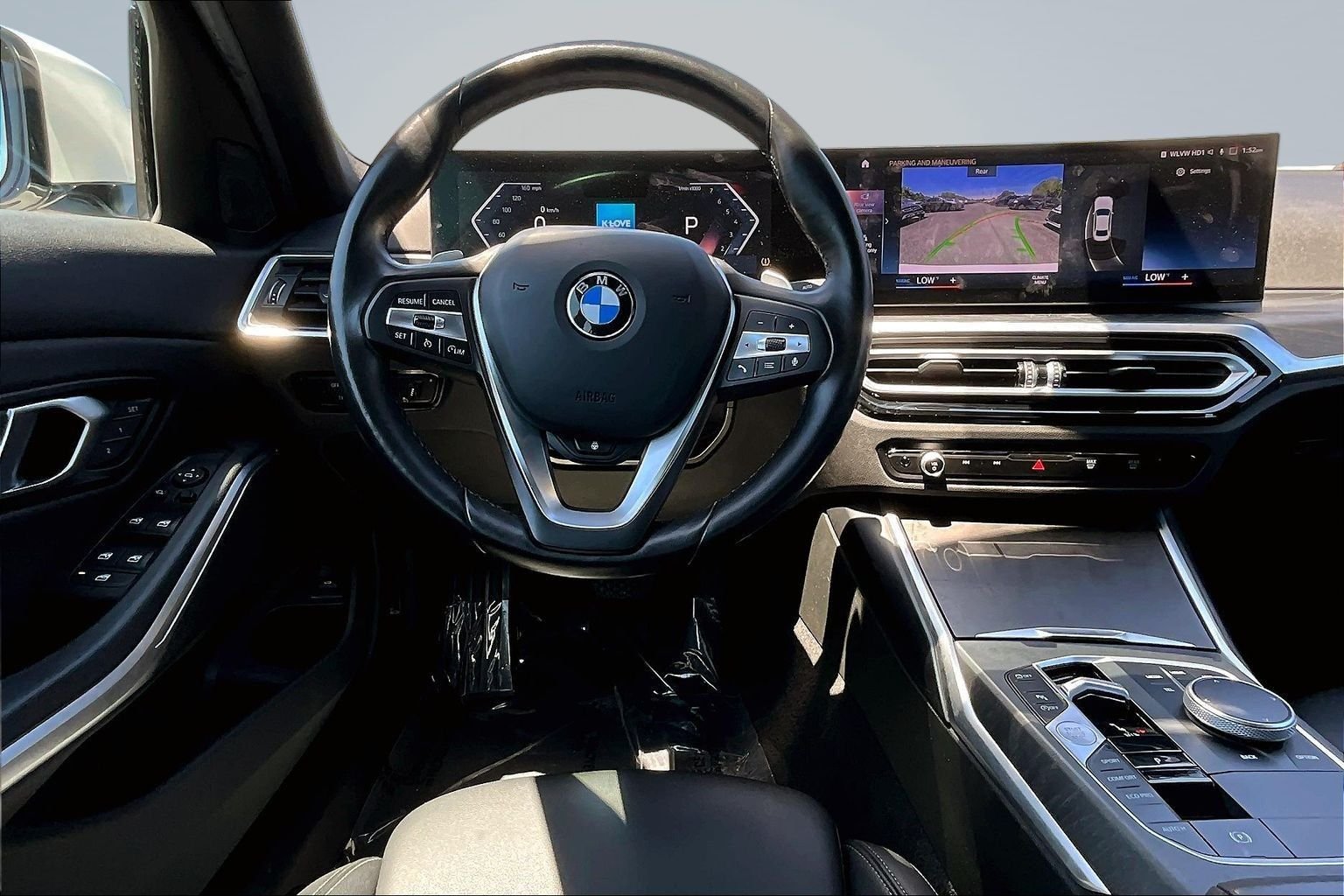 Used 2024 White BMW 330i xDrive image 9