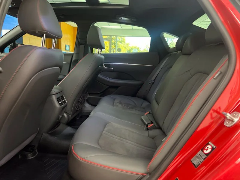 Used 2021 Red Hyundai SEL Plus image 15