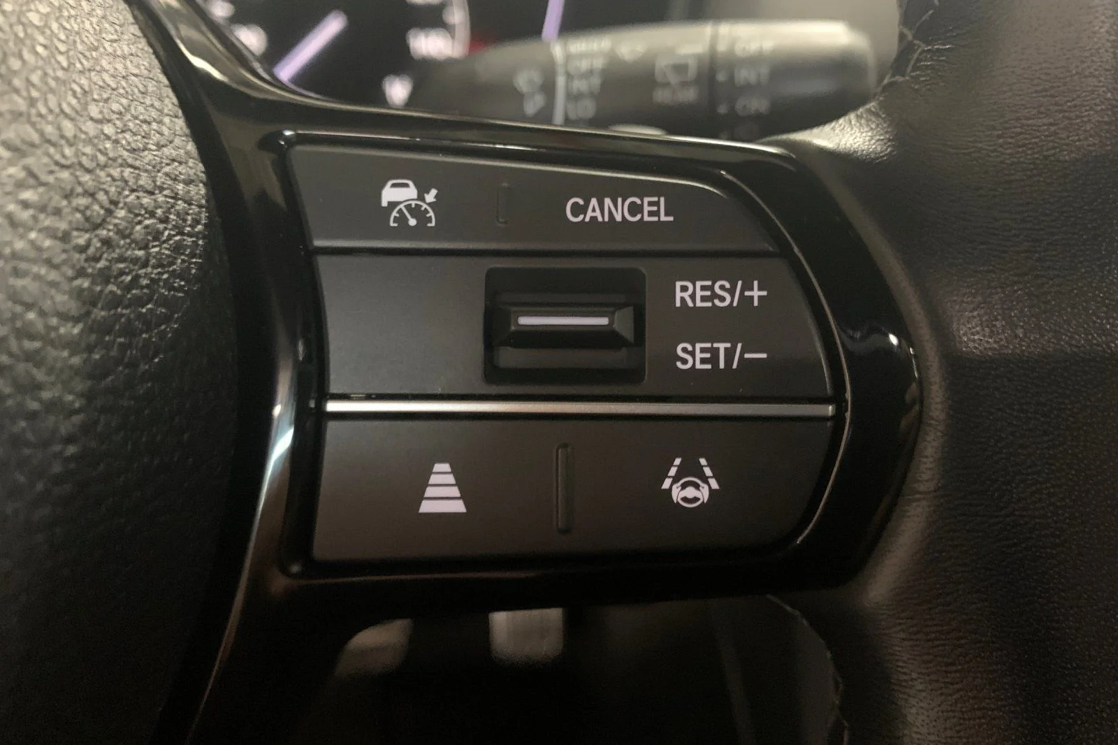 Certified Used 2024 Gray Pearl Honda Sport image 27