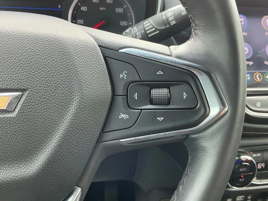 Used 2022 Blue Chevrolet ACTIV image 37