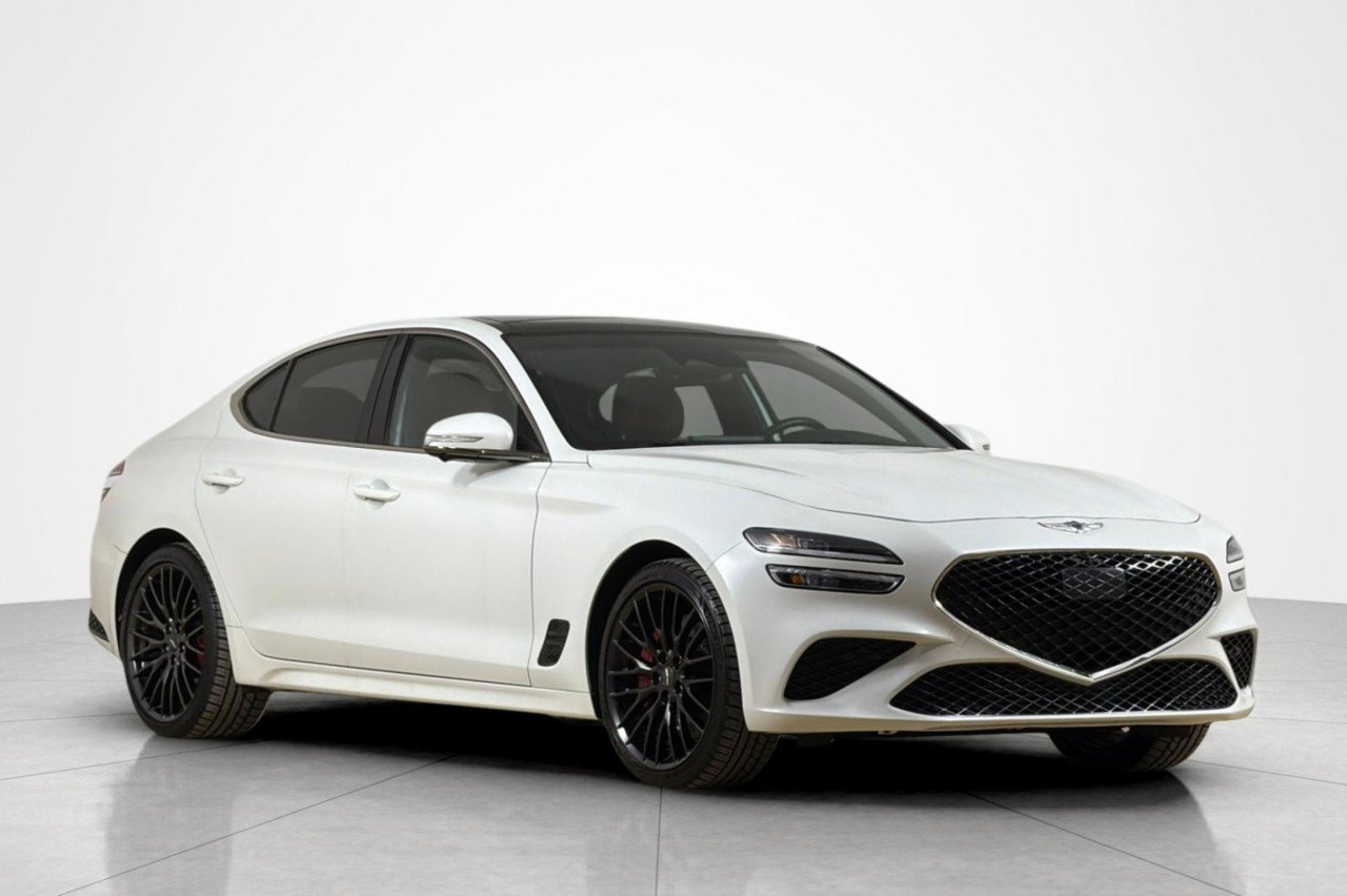 Used 2022 Verbier White Genesis 3.3T Launch Edition image 7