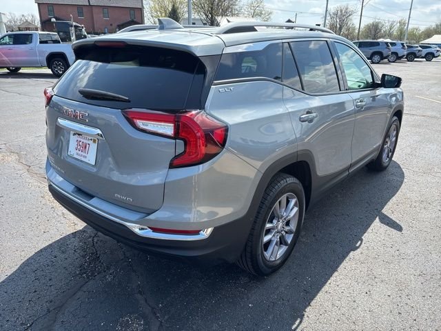 Used 2024 Silver GMC SLT image 6