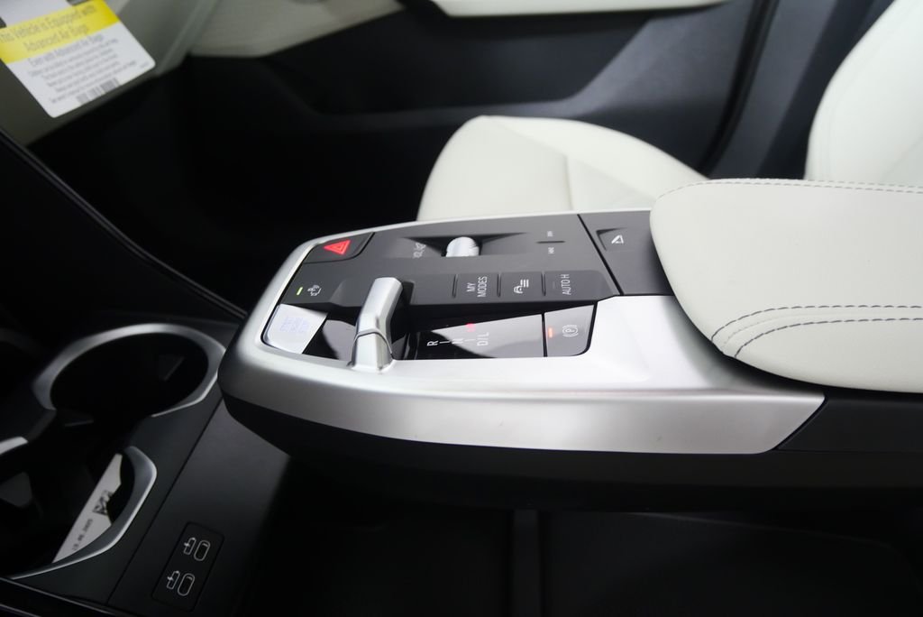 Used 2026 Alpine White BMW xDrive28i image 20