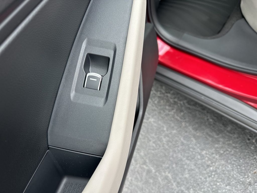 2025 Honda Accord SE - Photo 14