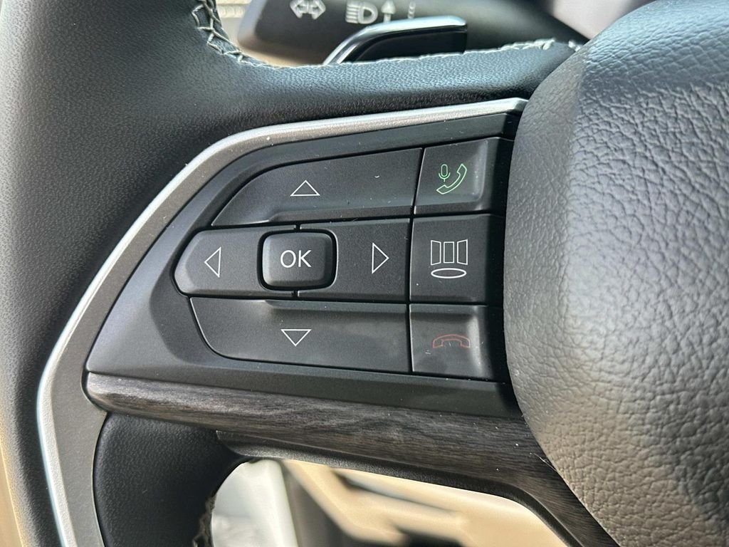 Used 2024 White Jeep Limited image 26