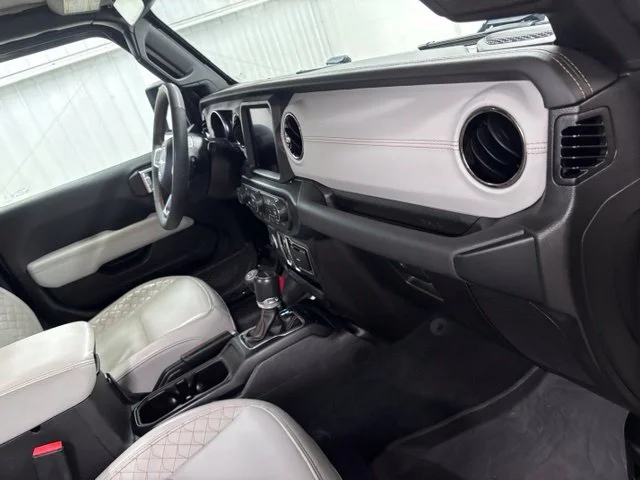 Used 2023 Black Jeep High Altitude image 16