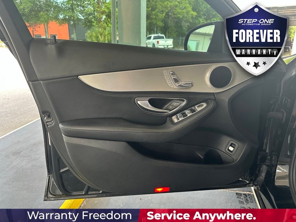 Used 2015  Mercedes-Benz C 300 image 10