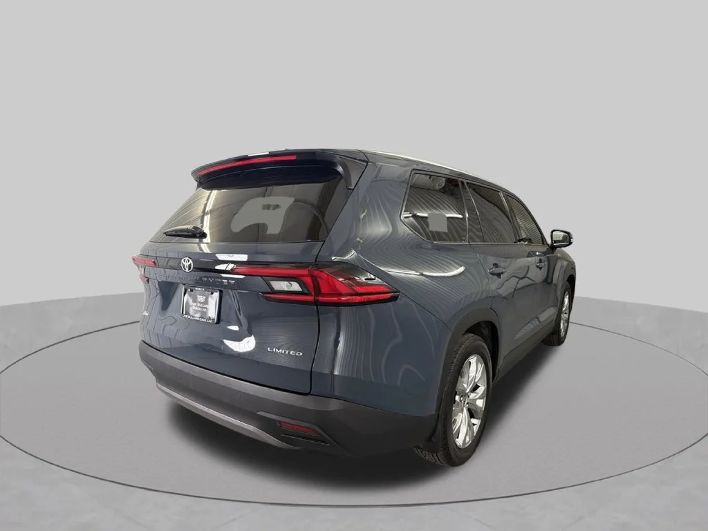 Used 2026 Cloud Toyota Limited image 6