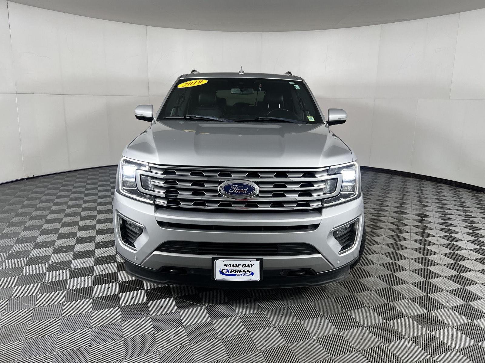 Used 2019 Ingot Silver Ford Limited image 3
