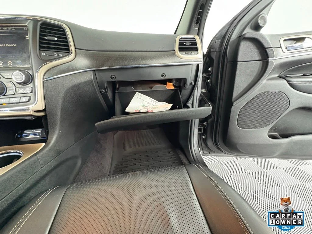 Used 2017 Gray Jeep Limited image 26