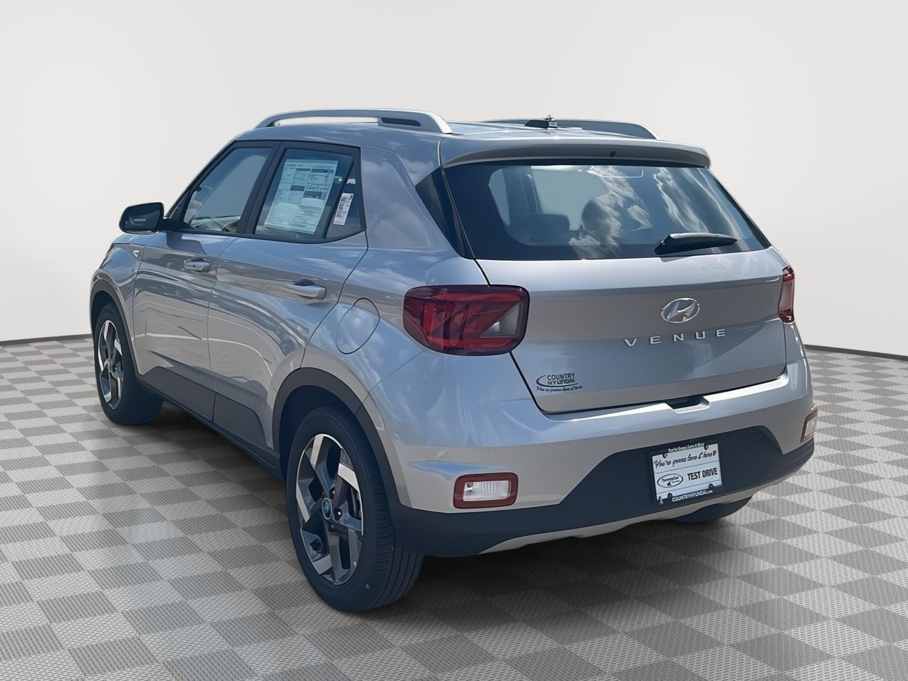 New 2026 Shimmering Silver Hyundai SEL image 7