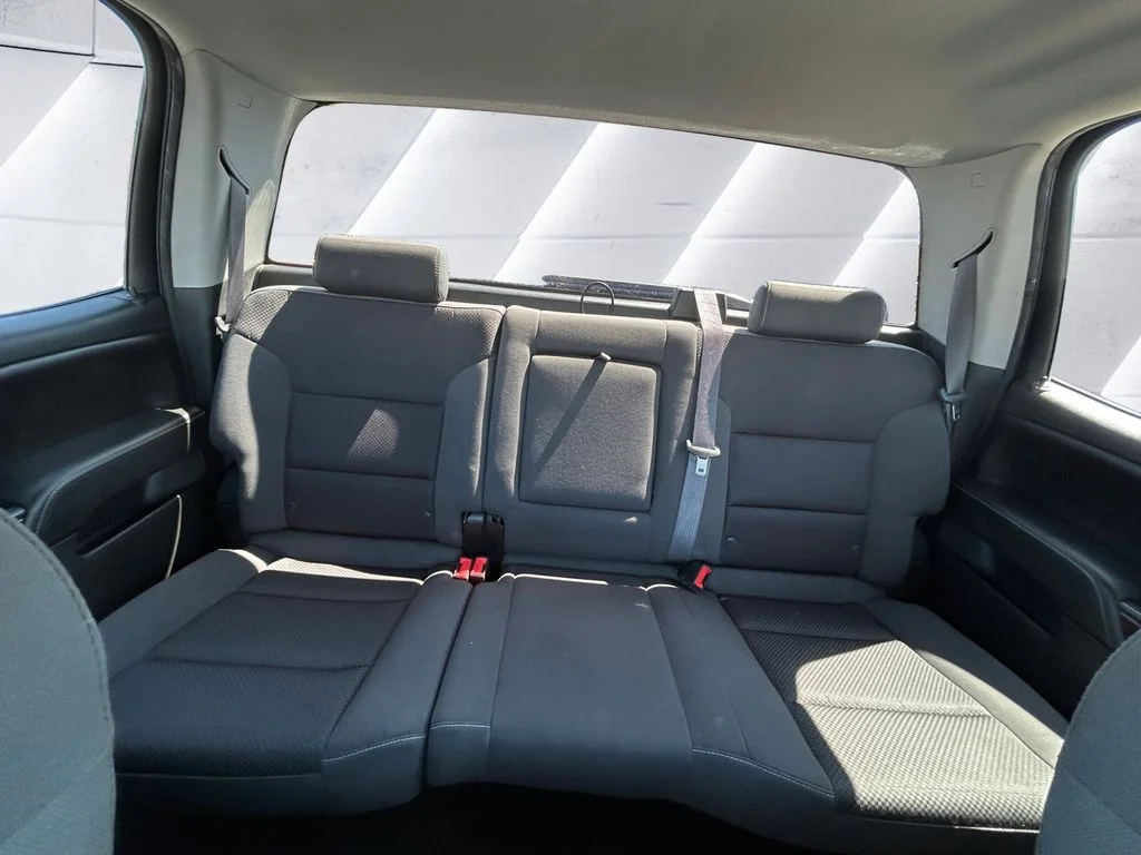 Used 2016 Black GMC SLE image 18