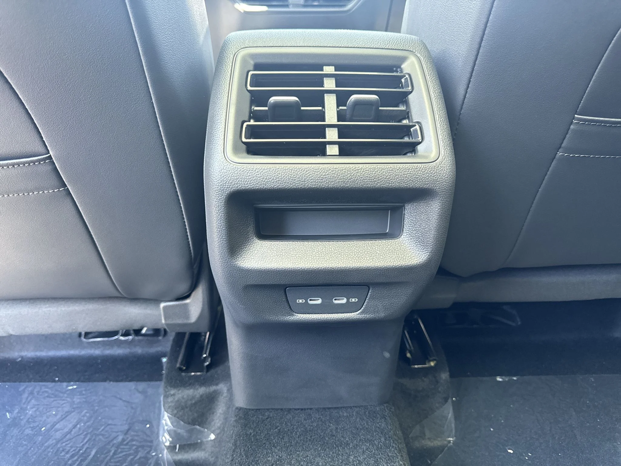 New 2026 Platinum Gray Metallic Volkswagen SE image 30