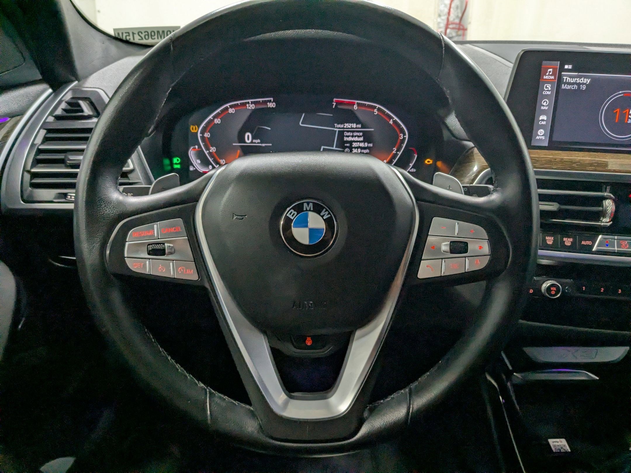 Used 2022 White Metallic BMW xDrive30i image 11