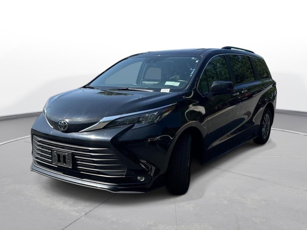 Used 2026 Midnight Black Metallic Toyota XLE image 2