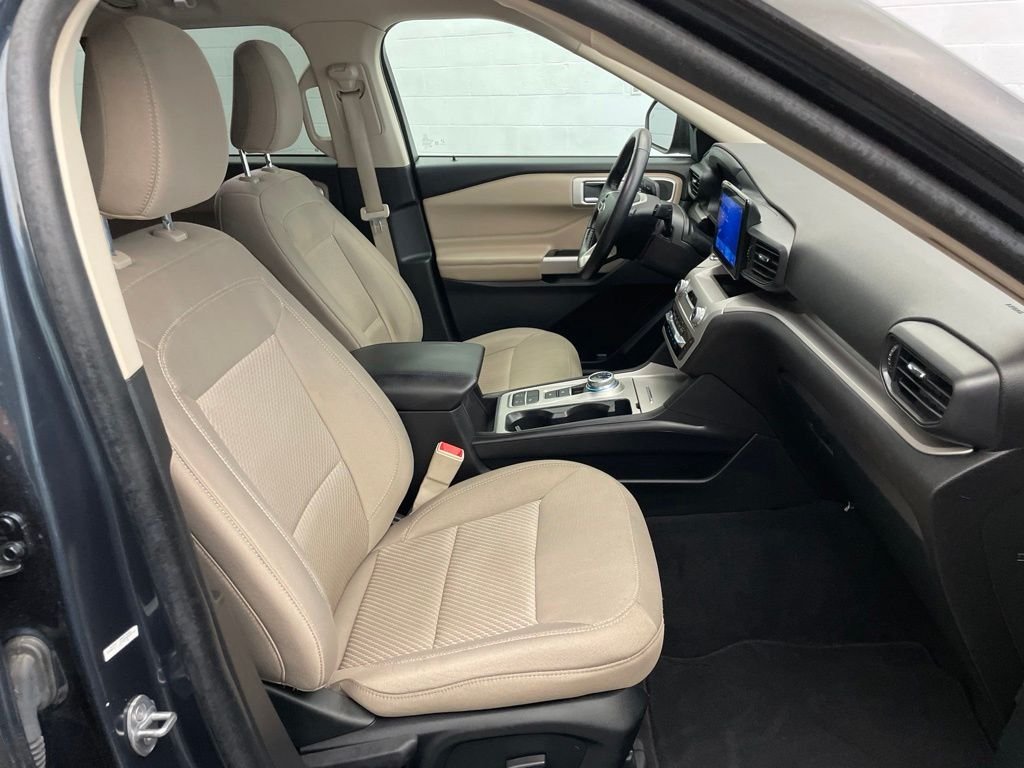 Used 2023 Blue Ford XLT image 26