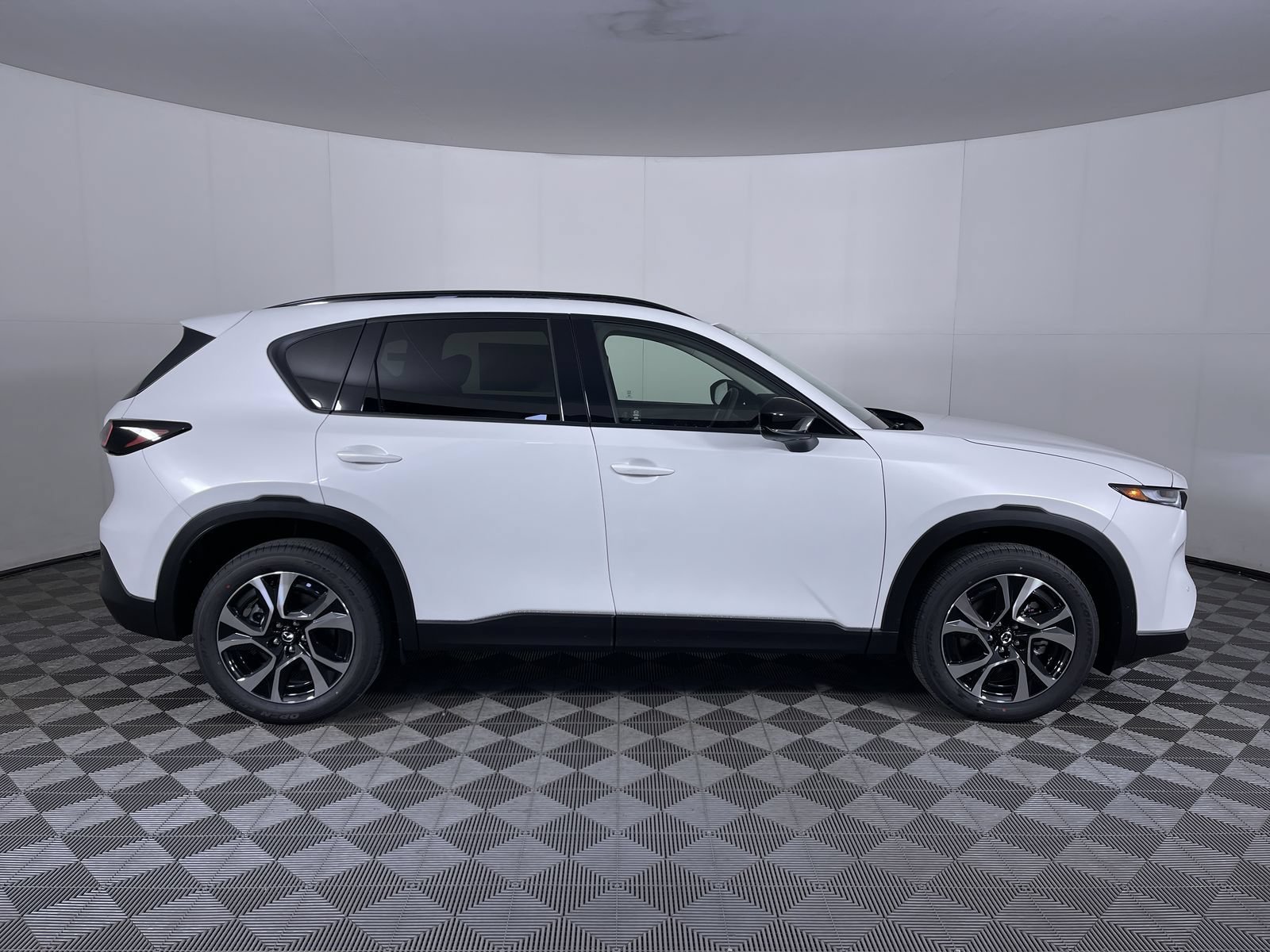 New 2026 Rhodium White Metallic Mazda 2.5 S Preferred image 10