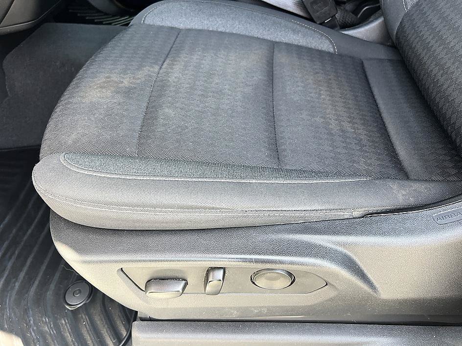 Used 2023 Summit White Chevrolet Custom image 21