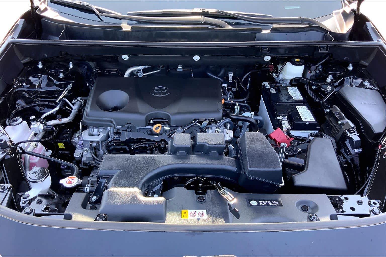 Used 2025 Midnight Black Metallic Toyota LE image 31