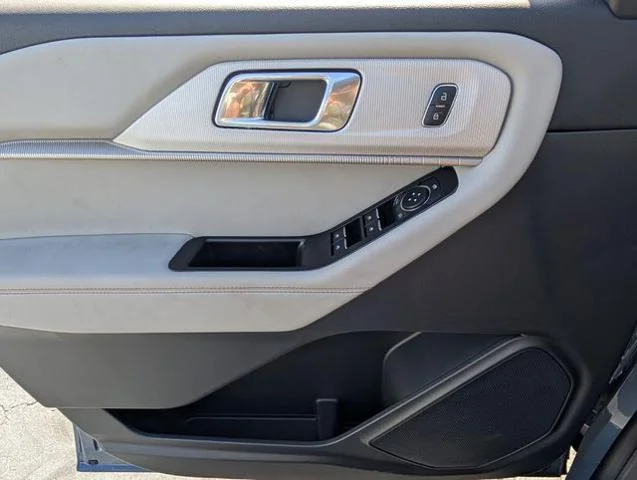 New 2026 Vapor Blue Metallic Ford Active image 24