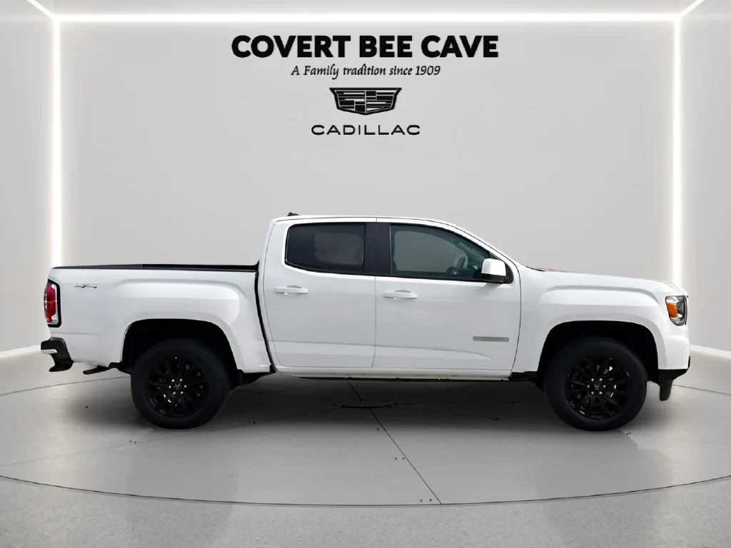 Used 2022 White GMC Elevation image 6