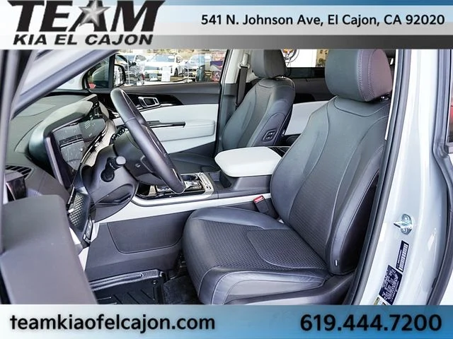 Certified Used 2024 White Kia SX Prestige image 15