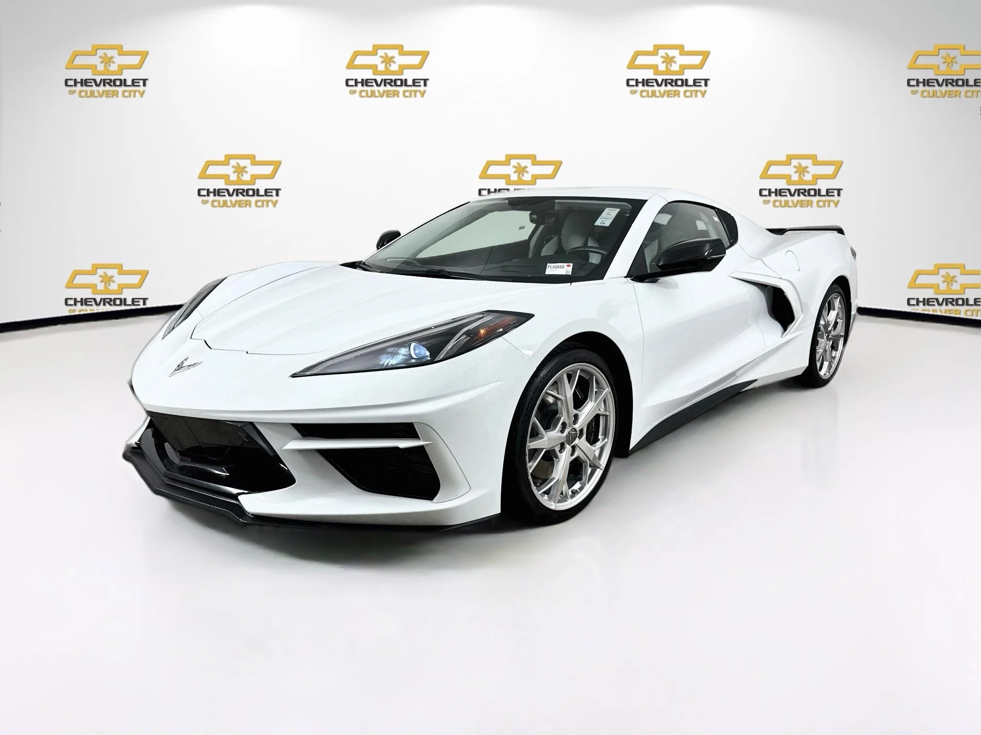 Used 2022 Arctic White Chevrolet 3LT image 3