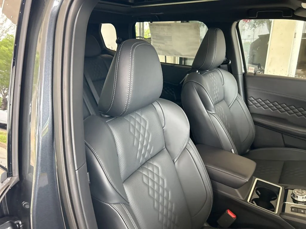 2025 Mitsubishi Outlander Plug-in Hybrid SEL Black Edition - Photo 23