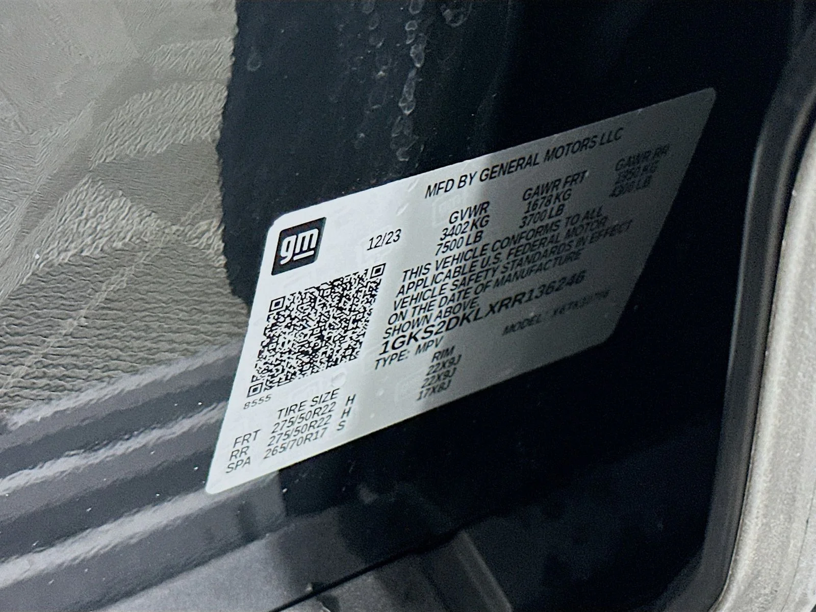 Used 2024 Onyx Black GMC Denali image 36