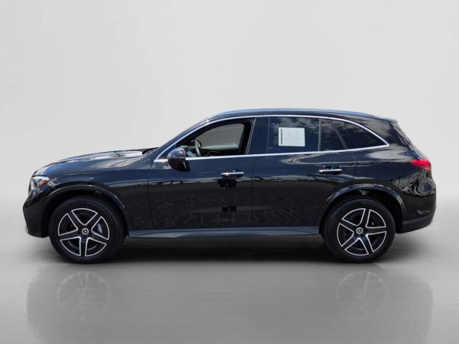 Certified Used 2024 Obsidian Black Metallic Mercedes-Benz GLC 300 image 2