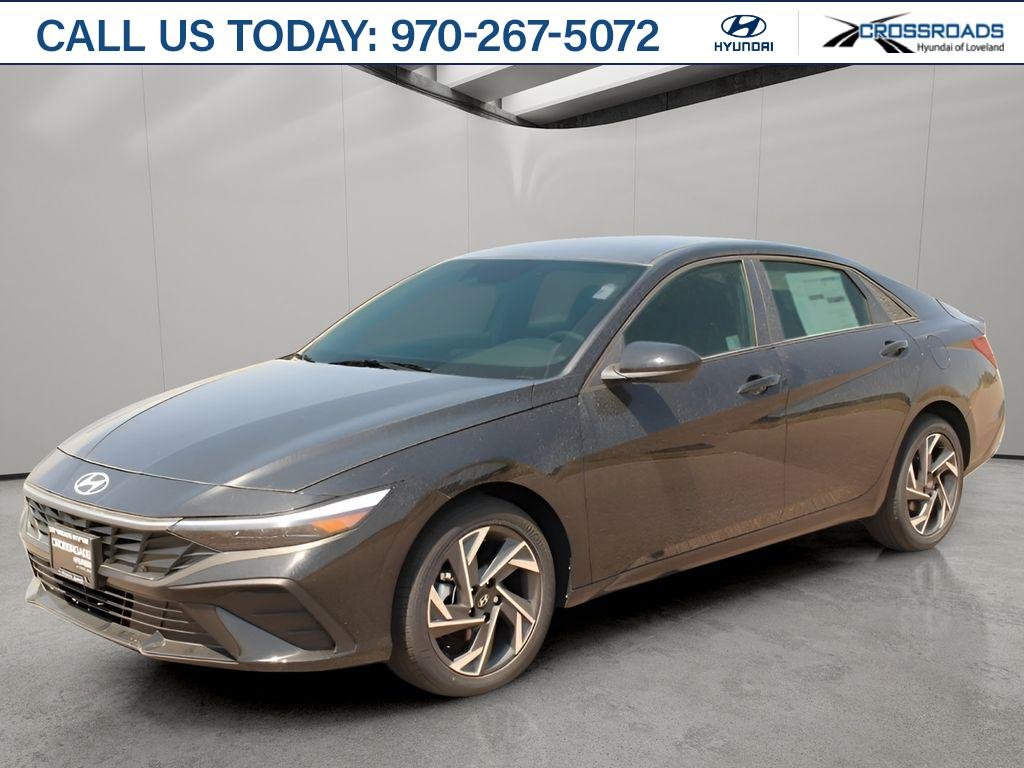 Certified Used 2025 Abyss Black Hyundai SEL Sport image 1