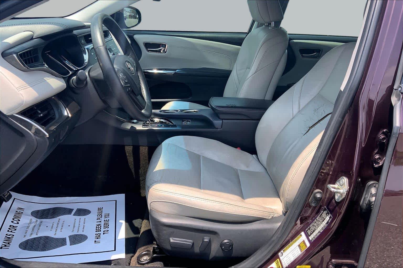 Pre-Owned 2013 Toyota Avalon XLE