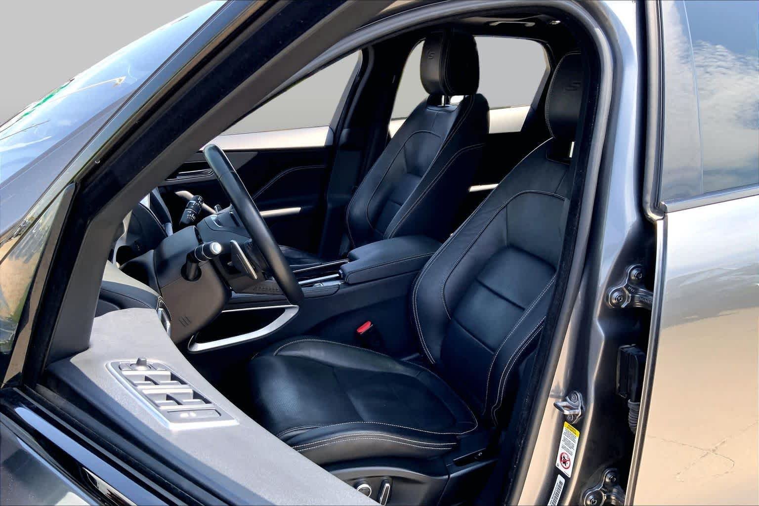 Pre-Owned 2018 Jaguar F-PACE S
