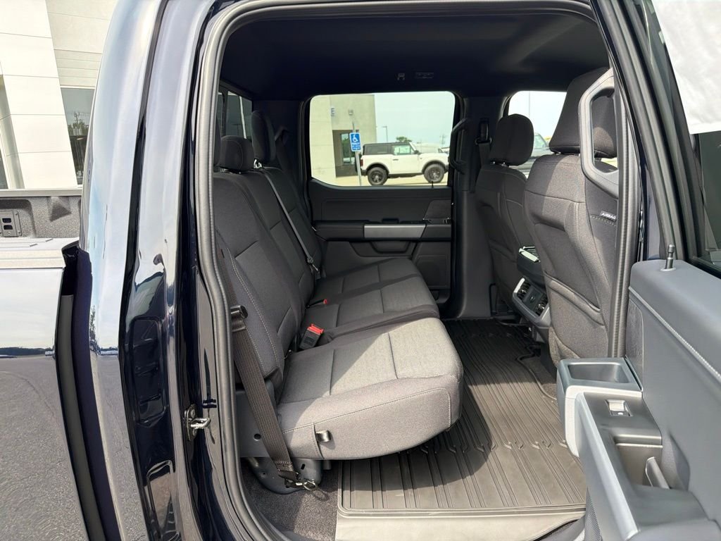 New 2026 Antimatter Blue Metallic Ford XLT image 18