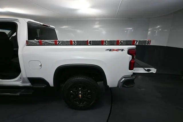 2022 Chevrolet Silverado 2500HD LTZ - Photo 30
