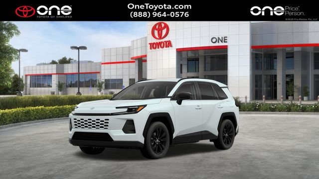 New 2026 Wind Chill Pearl <sup>1</sup> Toyota  XLE Premium image 2