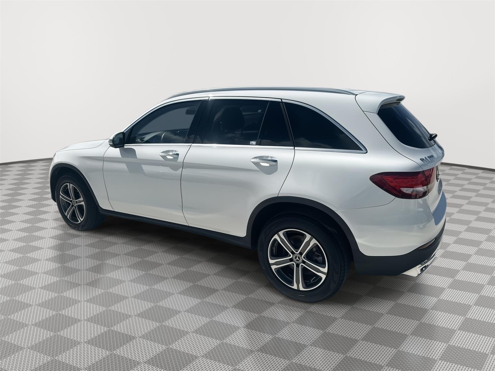 Used 2019 Polar White Mercedes-Benz GLC 300 image 6
