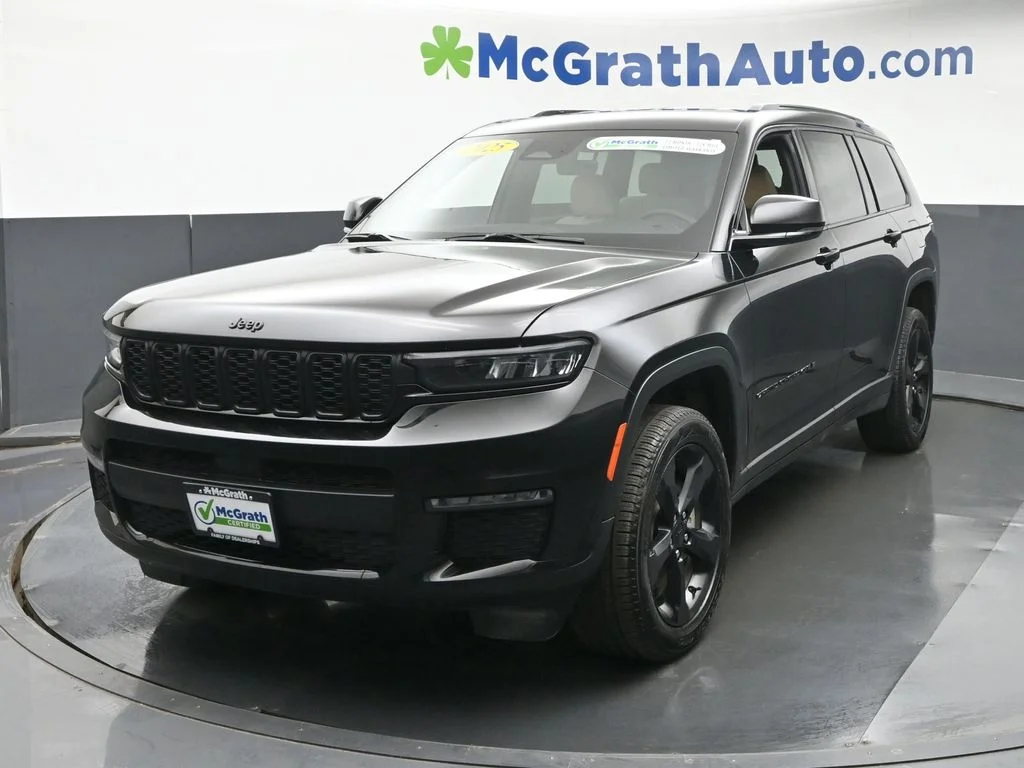 Used 2025 Black Jeep Limited image 20