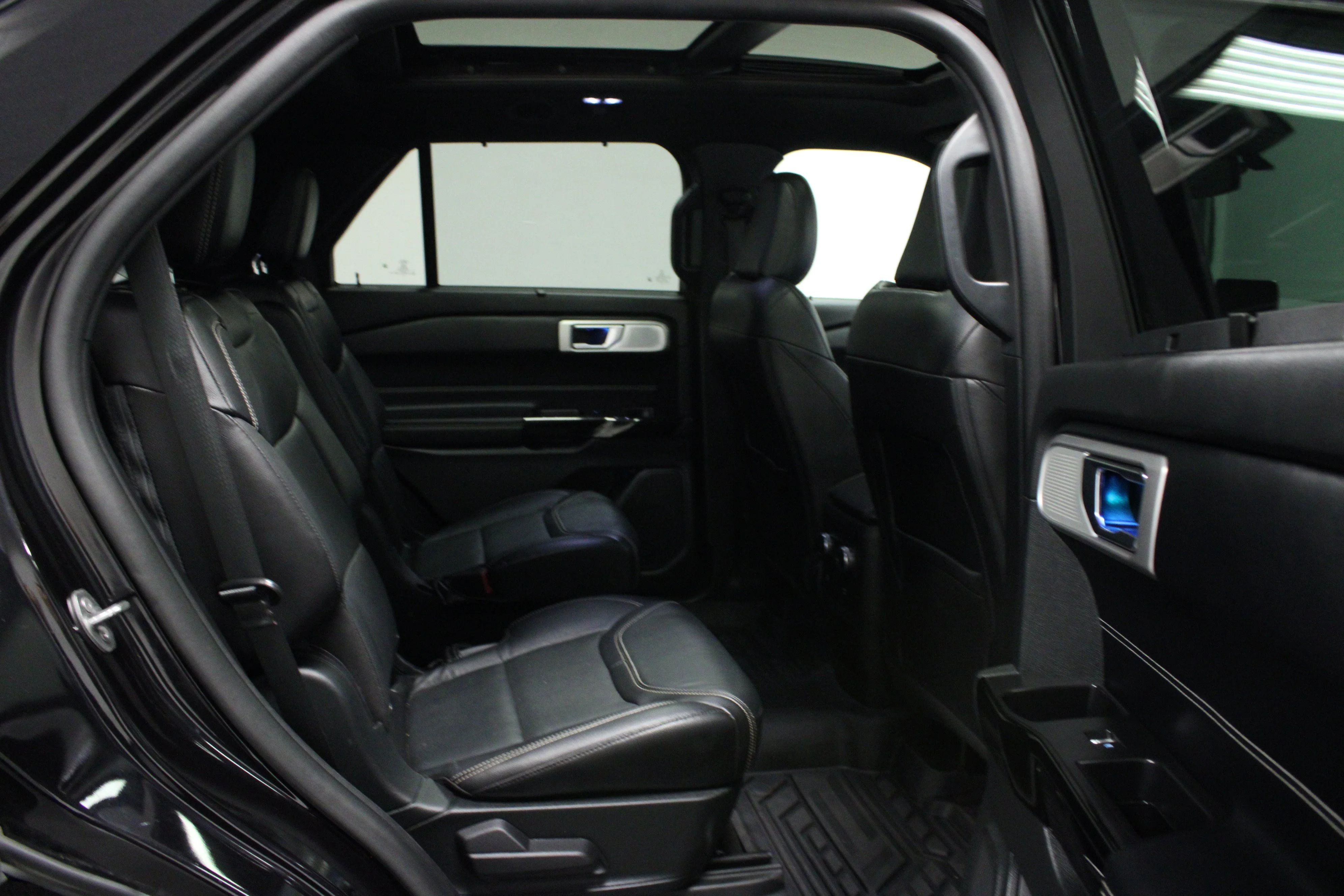 Used 2021 Black Metallic Ford ST image 16